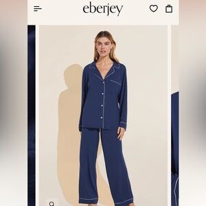 Eberjey PJ’s size large in Navy